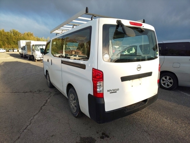 2015 Nissan Caravan Van